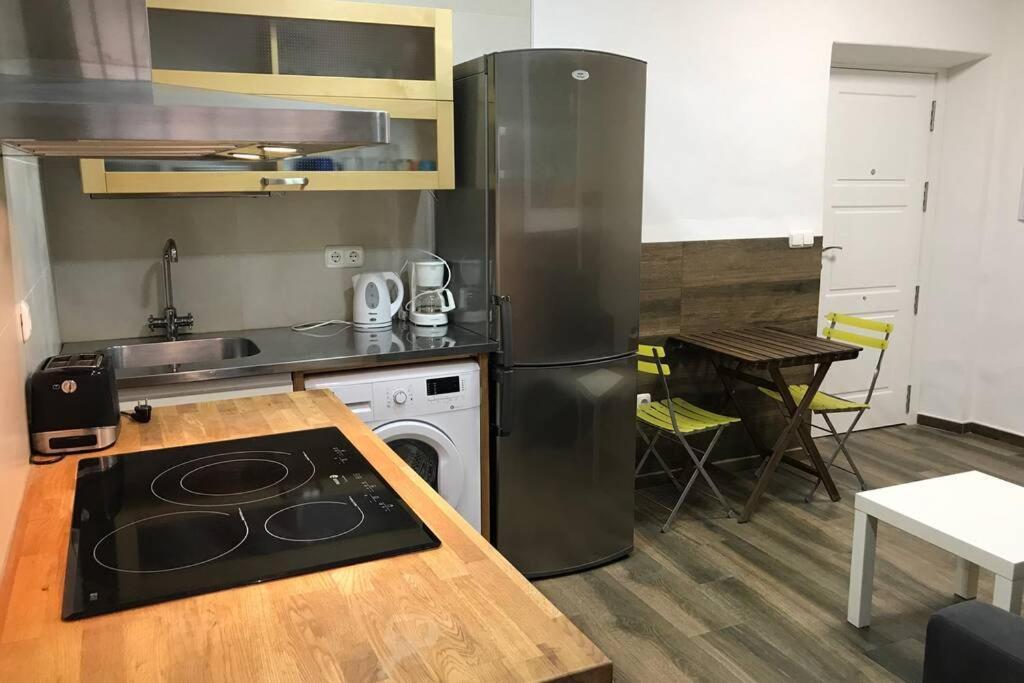 Bonito Apartamento Junto A Paseo De La Bomba Lejlighed Granada Eksteriør billede
